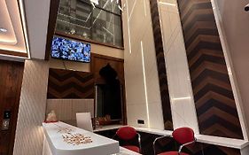 V Hotel
